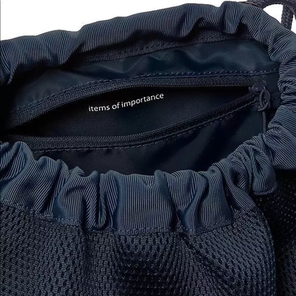 Lululemon Backpack - Picture 8 of 8